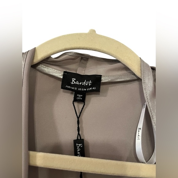 NWT Bardot Shimmer Tie Top in Silver US Sz 8/M - Picture 4 of 9